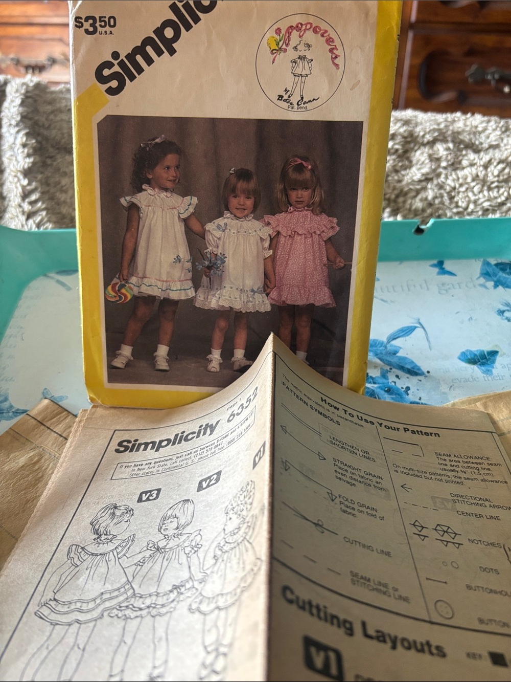 Simplicity Girls' Ruffled Dress Pattern  1984 - Picture 5 of 6